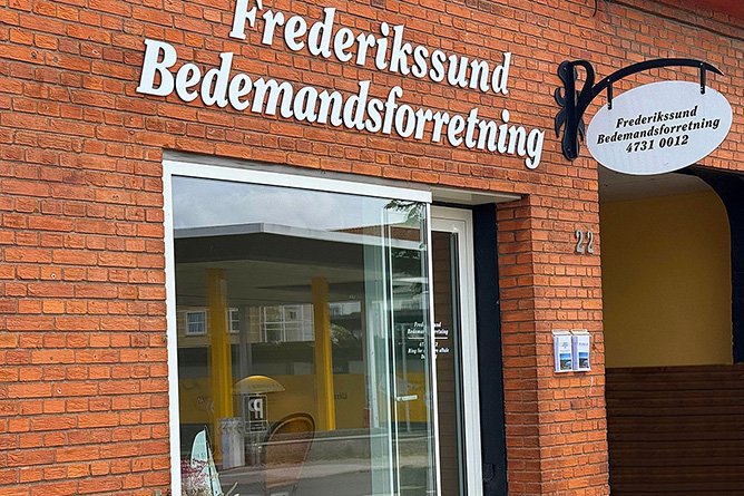 Frederikssund Bedemandsforretning