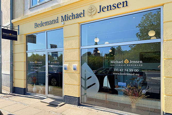 Hillerød-Ullerød Begravelsesforretning ved Michael Jensen